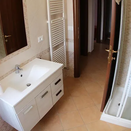 Fiorella باستيا أومبرا